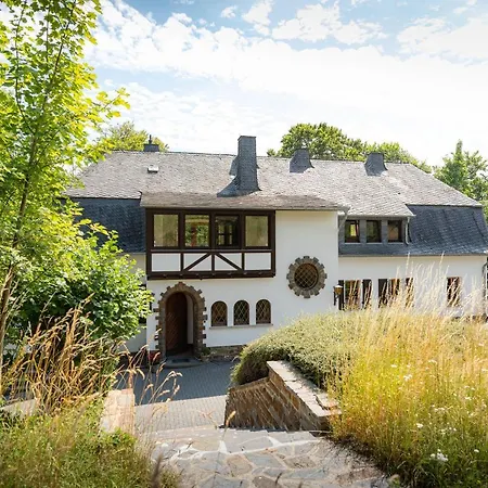 Karbach Mit Gartensauna Und Hot Tub, Eingezaeunter Garten, 4-10 Personen * Hirten