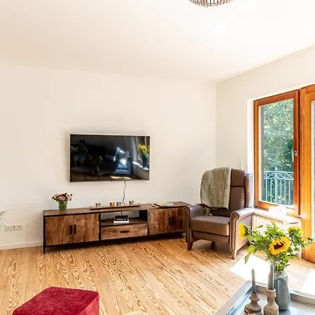 Tatil Evi Karbach Mit Gartensauna Und Hot Tub, Eingezaeunter Garten, 4-10 Personen Mayen
