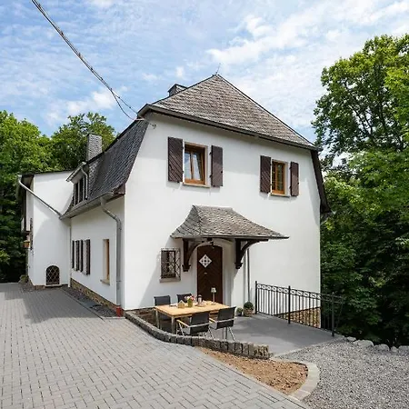 Karbach Komplett Oder Einzelne Wohneinheiten Inkl Sauna Bzw Waldhaeuschen Feriehus *