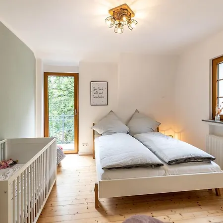 Karbach Mit Gartensauna Und Hot Tub, Eingezaeunter Garten, 4-10 Personen Tatil Evi *