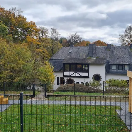 Karbach Mit Gartensauna Und Hot Tub, Eingezaeunter Garten, 4-10 Personen Hirten
