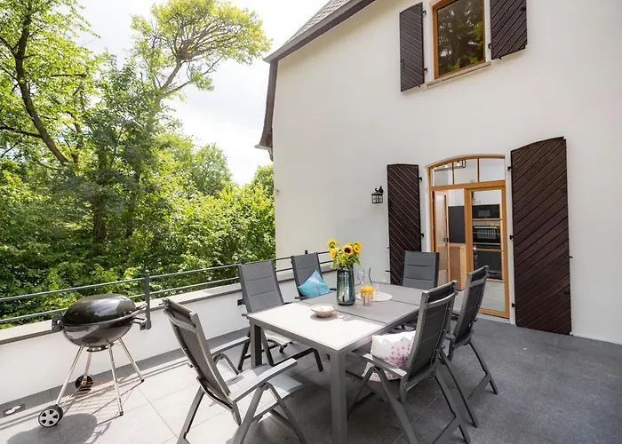 Hébergement de vacances Karbach Komplett Oder Einzelne Wohneinheiten Inkl Sauna Bzw Waldhaeuschen Hirten