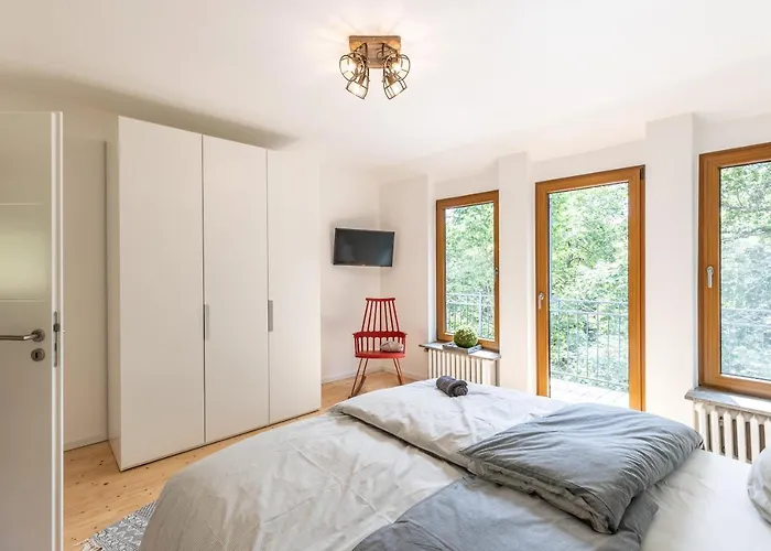 Karbach Komplett Oder Einzelne Wohneinheiten Inkl Sauna Bzw Waldhaeuschen Vakantiehuis