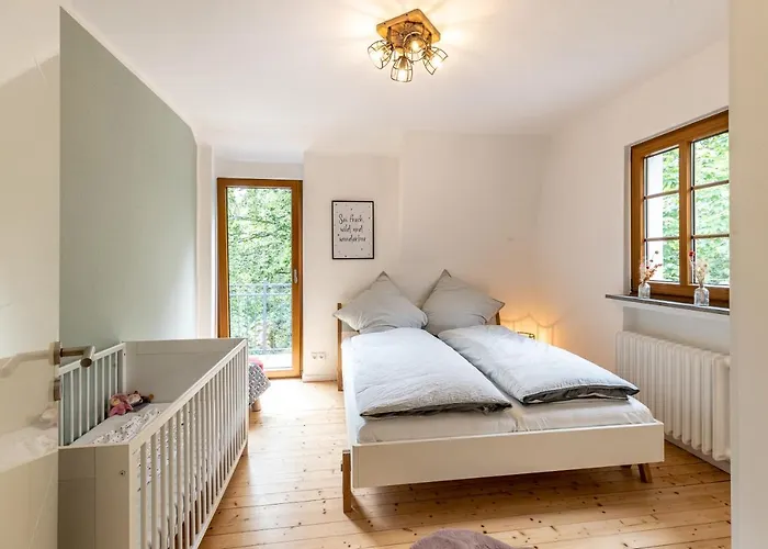 Karbach Komplett Oder Einzelne Wohneinheiten Inkl Sauna Bzw Waldhaeuschen Hébergement de vacances *